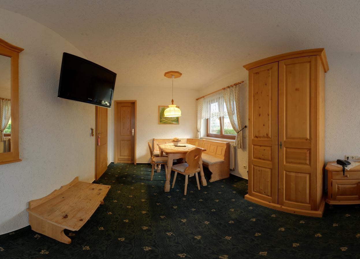 Hotel Alpenhof Markneukirchen Eksteriør bilde