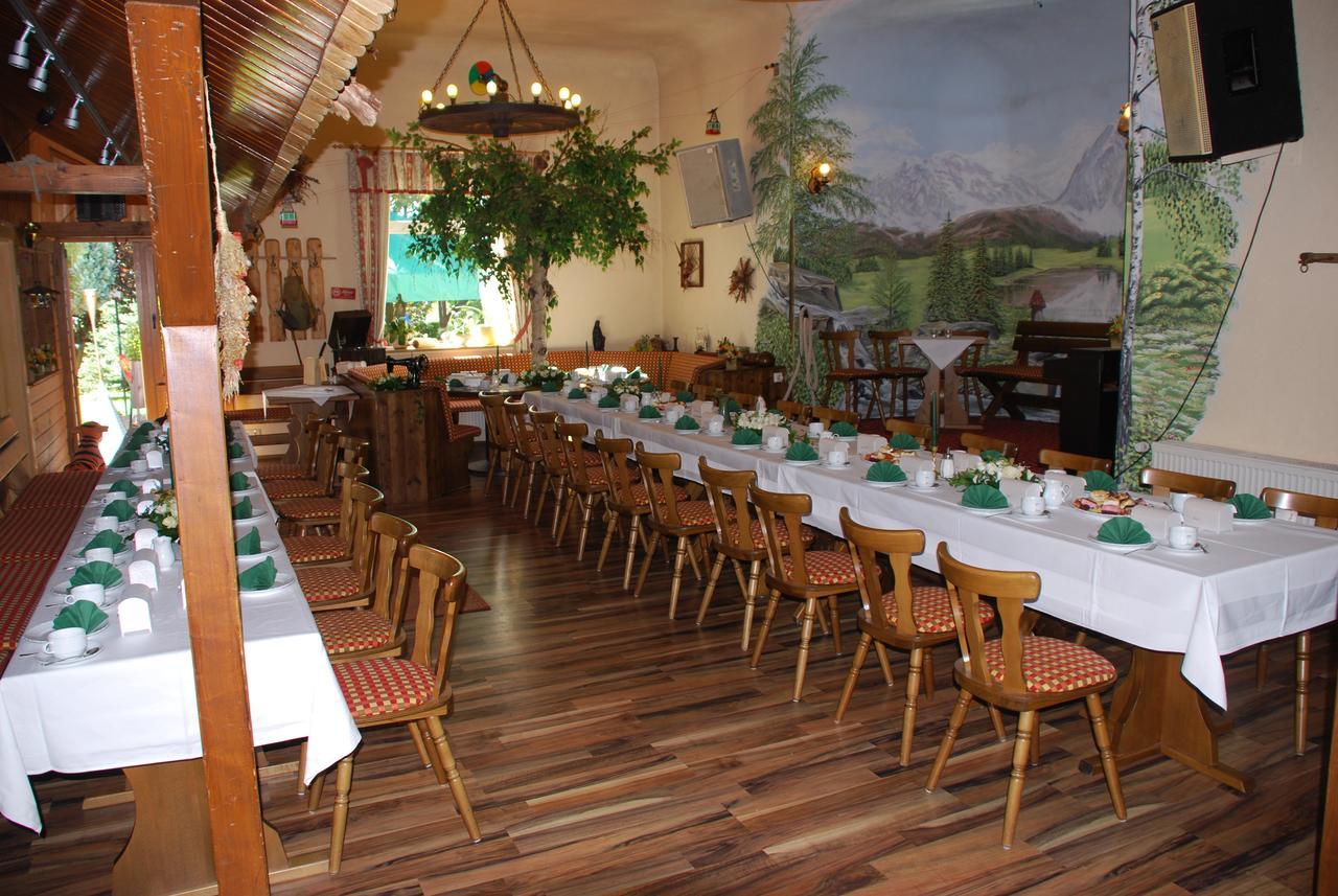 Hotel Alpenhof Markneukirchen Eksteriør bilde