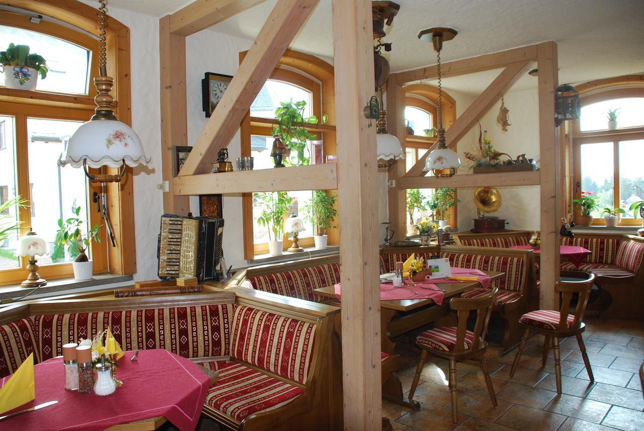 Hotel Alpenhof Markneukirchen Eksteriør bilde